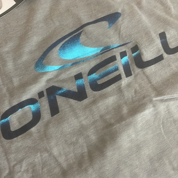O’NEILL Standard Fit Heather Grey Short Sleeve Tee with Graphic- Large - Picture 7 of 12